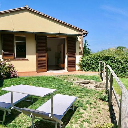 Chalet Elena In Montescudaio, Ground Floor With Fenced Garden Exterior photo